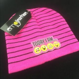 FREE w coat purchase Emoji Nation NEW knit cap